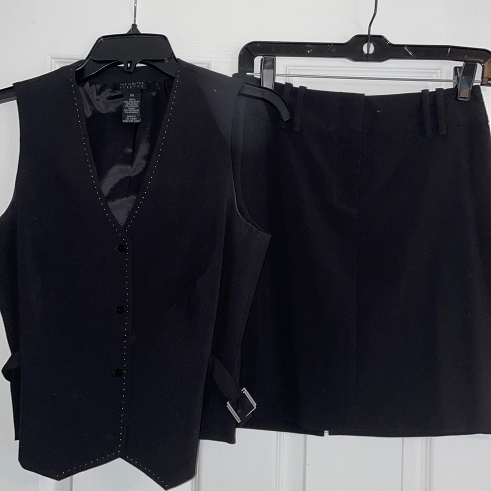 The Limited Vest (SzM) & Skirt (Sz4) Dark Navy w White Stitching - Classic